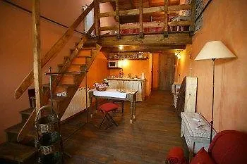 Casa Vacanze La Casala Farm stay *